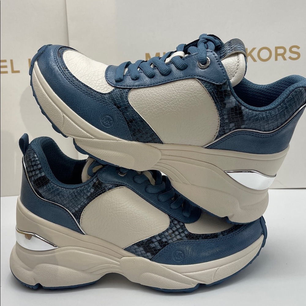 Michael Kors KATRINA WEDGE TRAINER
FAUX LEATHER
49F5KAFS3L
Cornflower - Picture 14 of 16